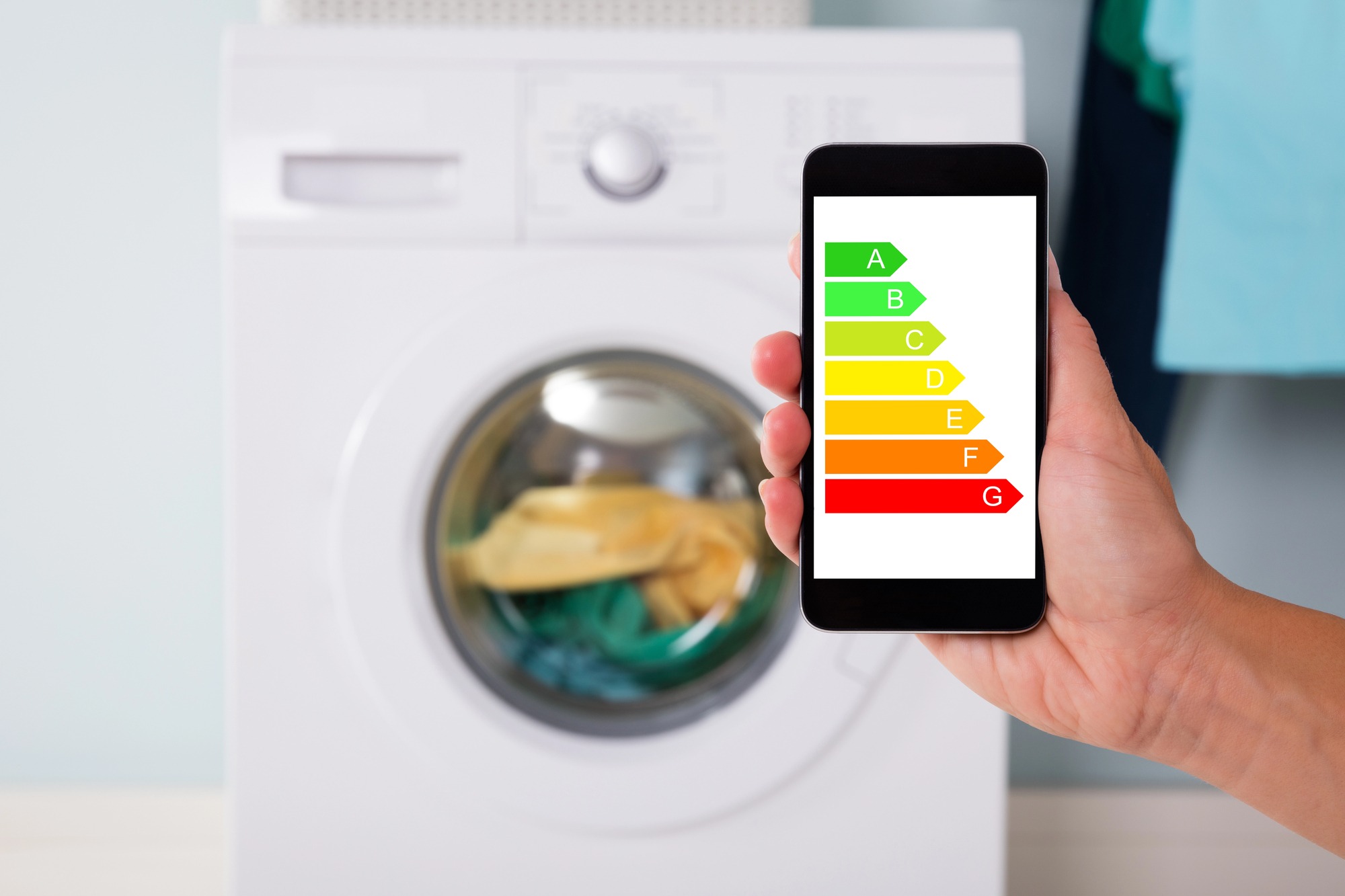 Šetřit energie můžete i nákupem vhodných spotřebičů. Co vám prozradí energetický štítek?